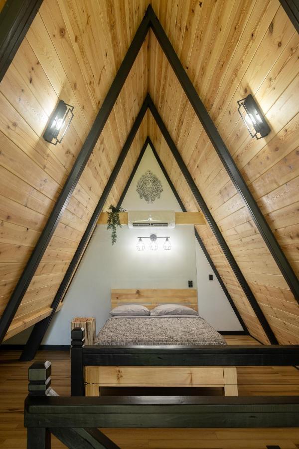 Valhalla Cabins Aframes With Hot Tubs & Sauna Cosby Exterior photo