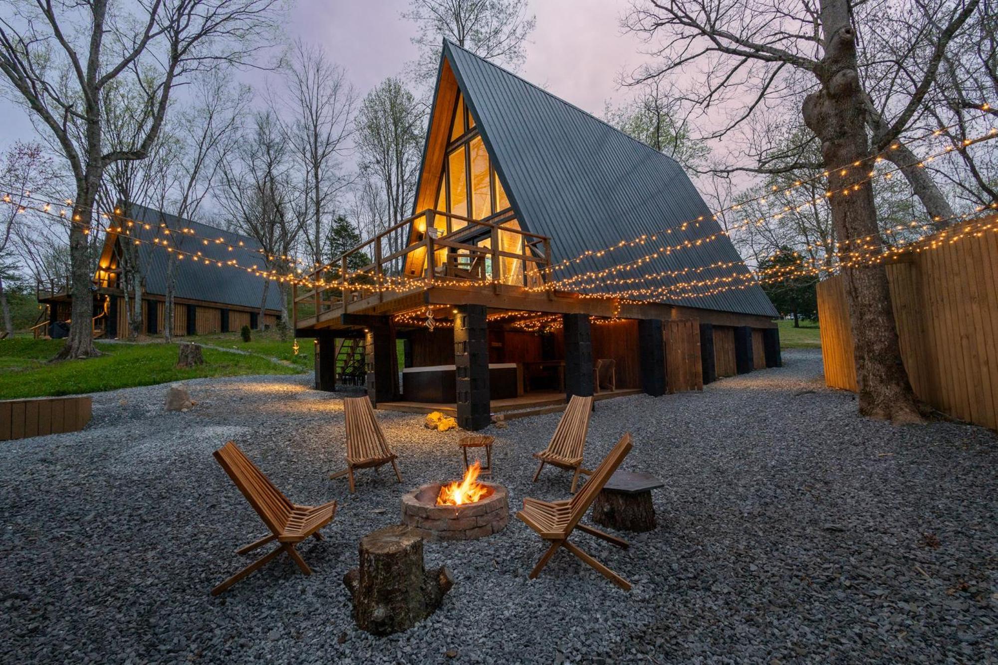 Valhalla Cabins Aframes With Hot Tubs & Sauna Cosby Exterior photo