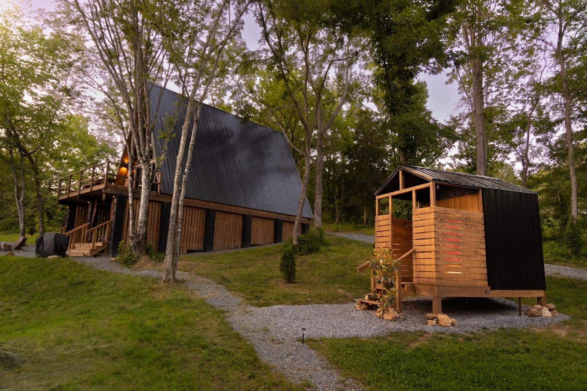 Valhalla Cabins Aframes With Hot Tubs & Sauna Cosby Exterior photo